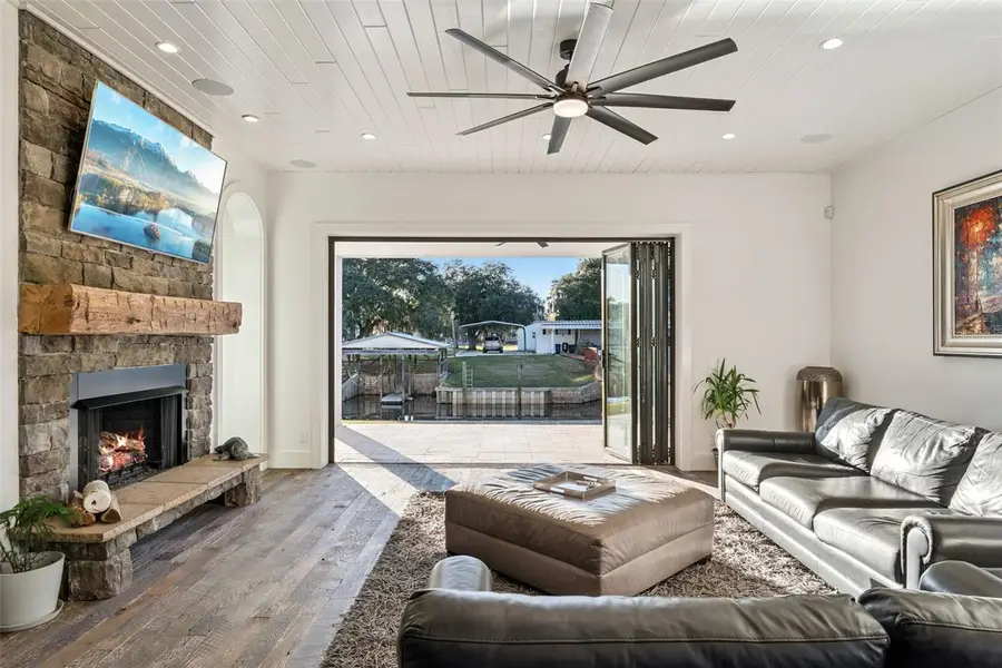 2072 Starboard Drive, Geneva, FL 32732 - Image #2