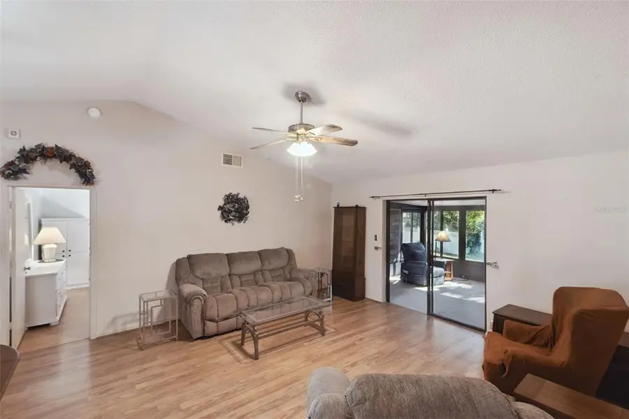 921 N 4th Avenue, Deltona, FL 32725 - Image #3