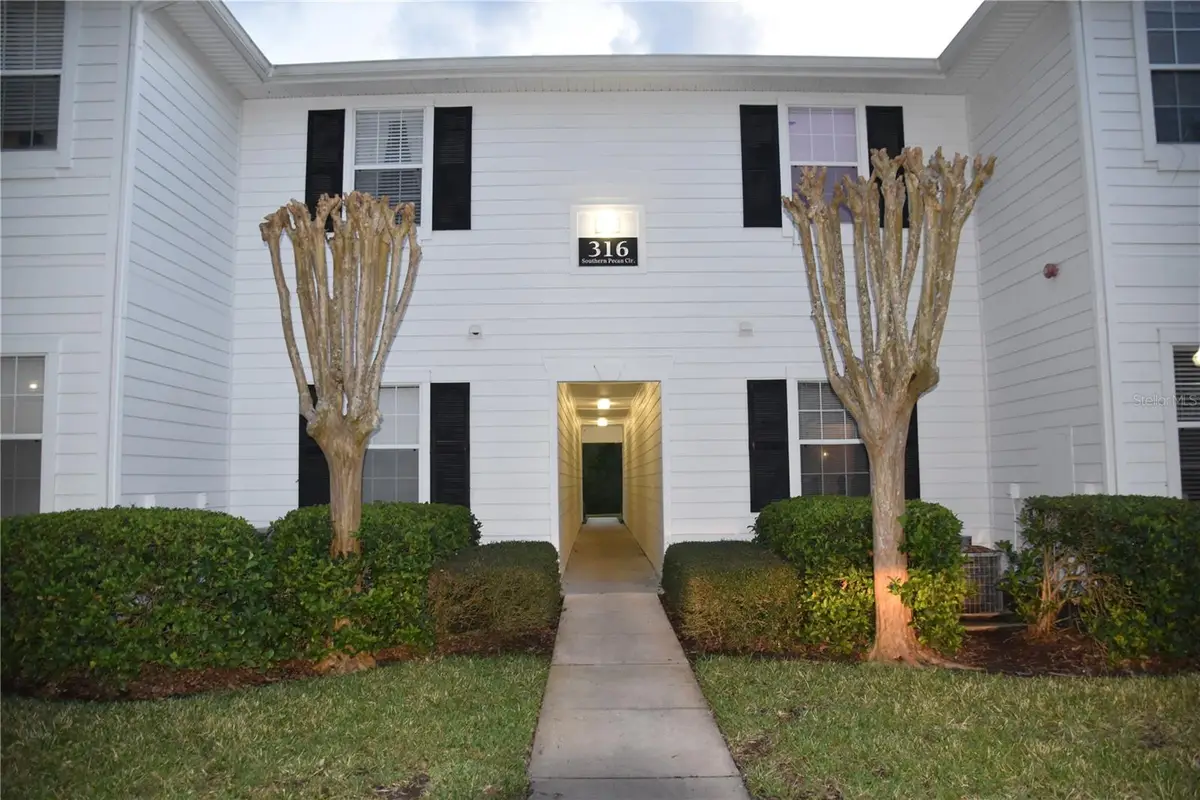 316 Southern Pecan Circle #205, Winter Garden, FL 34787 - Image #1