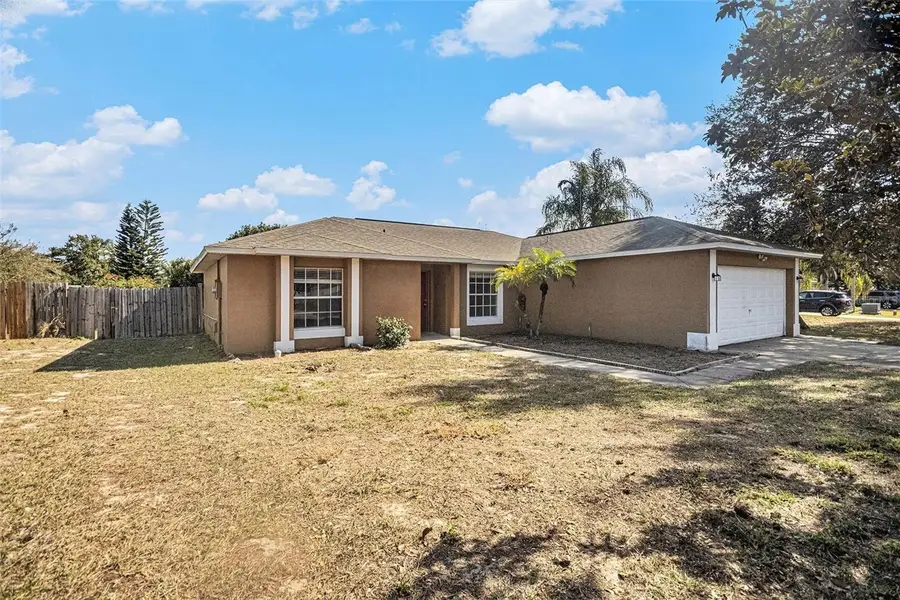 11732 Crescent Pines Boulevard, Clermont, FL 34711 - Image #3