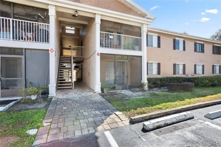 145 N Pearl Lake Causeway #106, Altamonte Springs, FL 32714 - Image #3