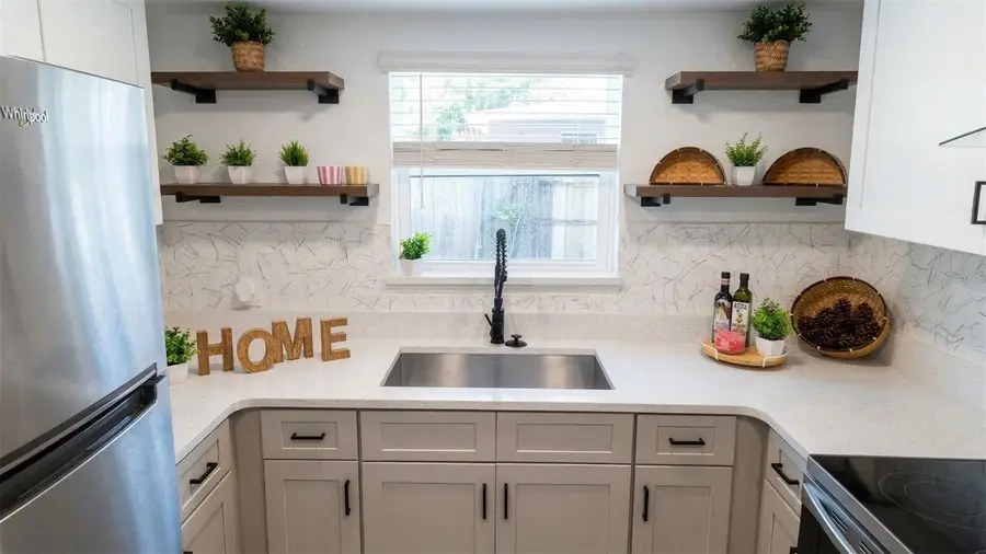 1710 E Bay Street, Winter Garden, FL 34787 - #2