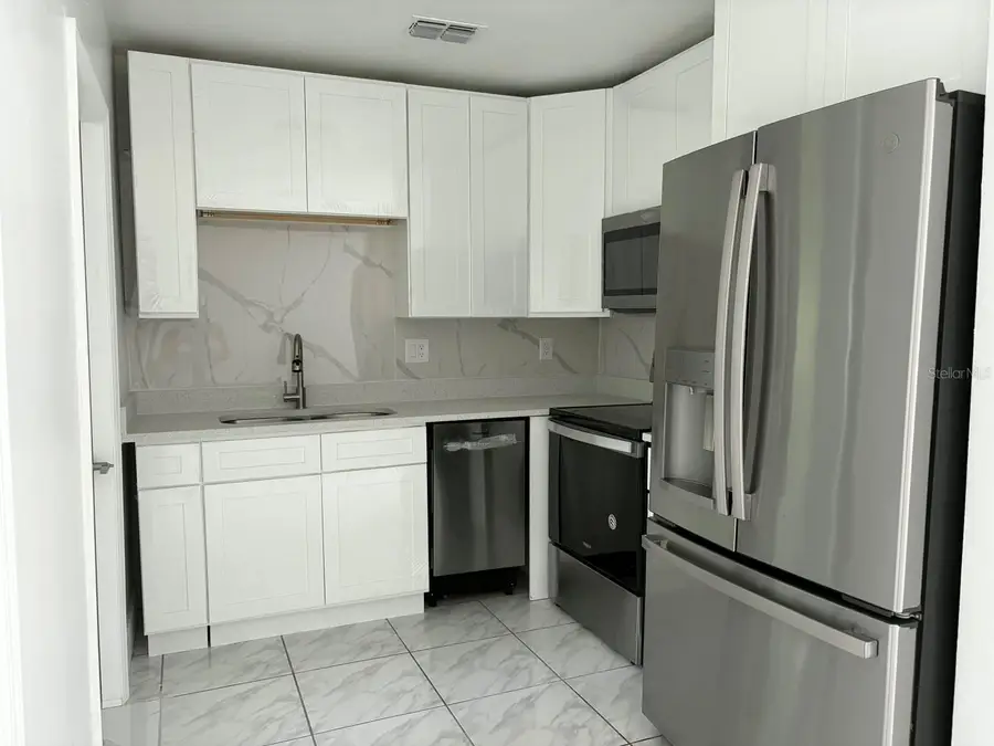 535 Romano Avenue, Orlando, FL 32807 - Image #3