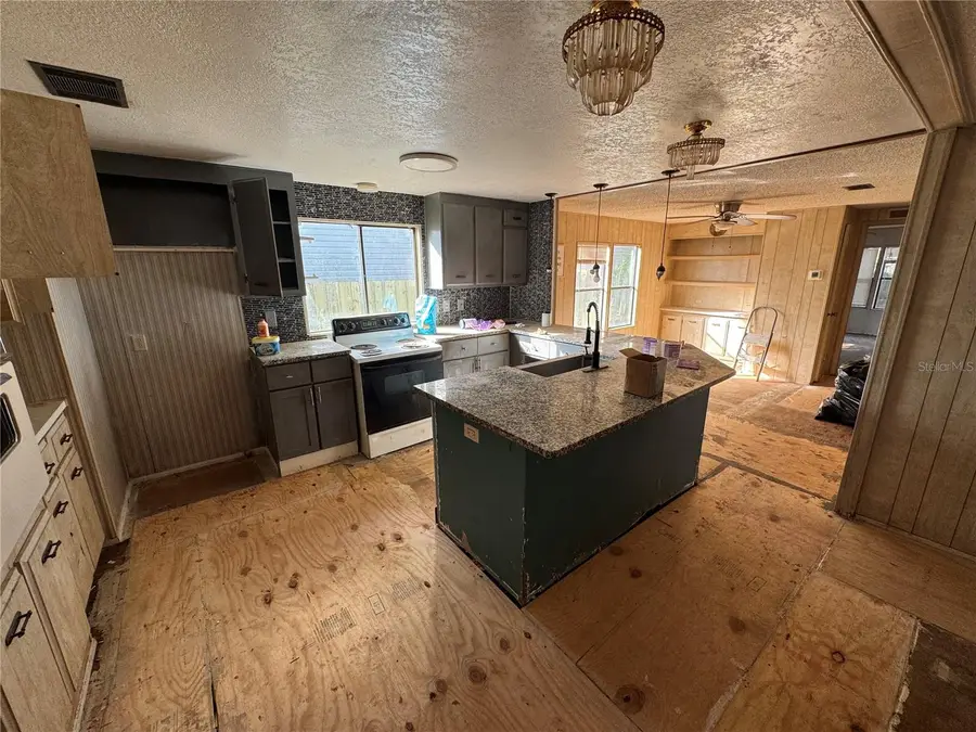 10559 Bay Hills Circle, Thonotosassa, FL 33592 - #2