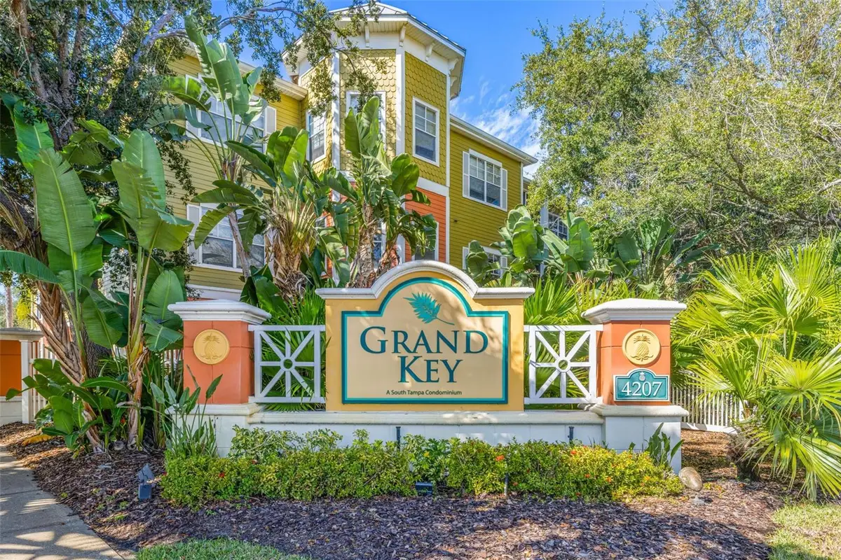 4207 S Dale Mabry Highway #4305, Tampa, FL 33611 - Image #1