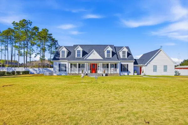 100 Sylvana Court, AUBURNDALE, FL 33823