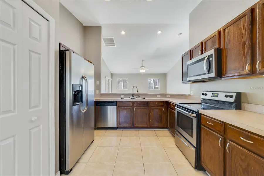 226 Paradise Woods Court, Davenport, FL 33896 - Image #3