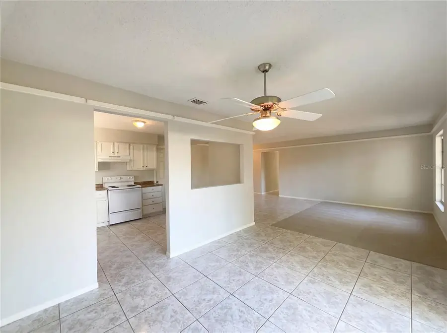 6137 Sparling Hills Circle, Orlando, FL 32808 - Image #3