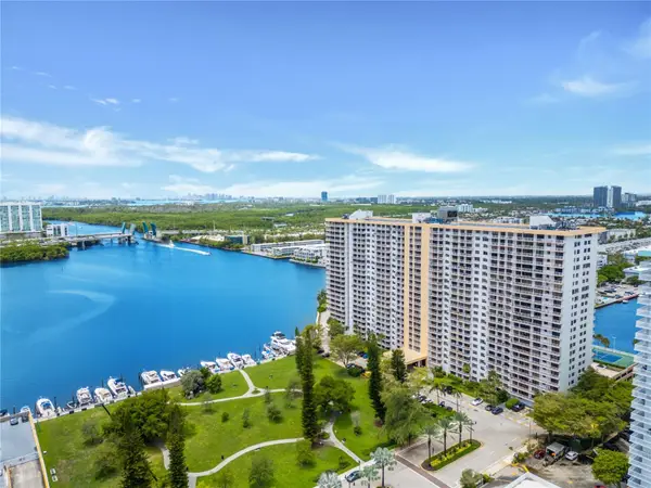 290 174 Street #1006, SUNNY ISLES BEACH, FL 33160