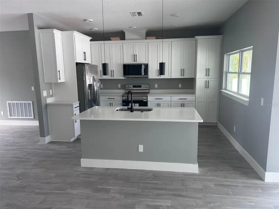 509 N Duss Street, New Smyrna Beach, FL 32168 - #2