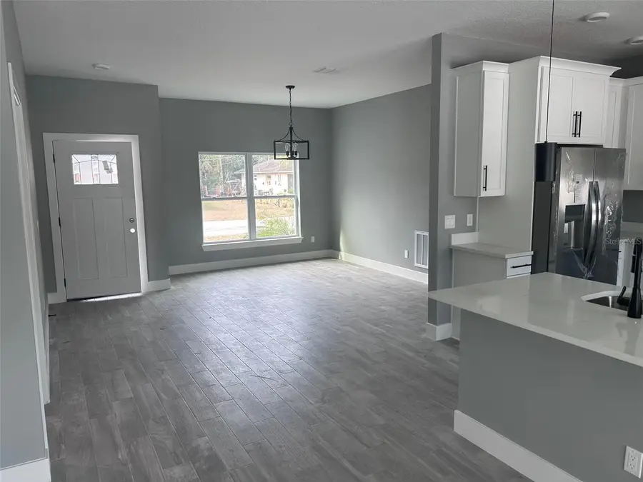 509 N Duss Street, New Smyrna Beach, FL 32168 - #3