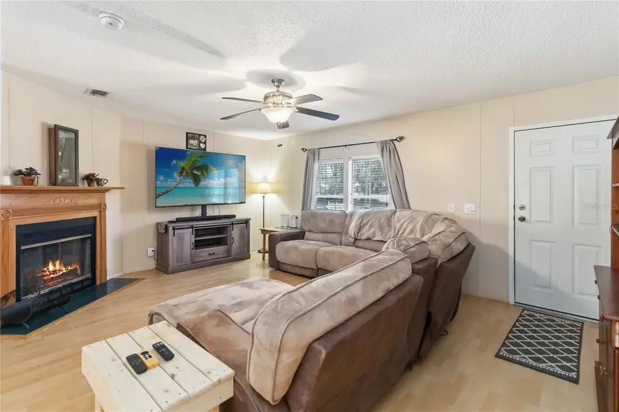 37806 Brookside Drive, Eustis, FL 32736 - Image #3