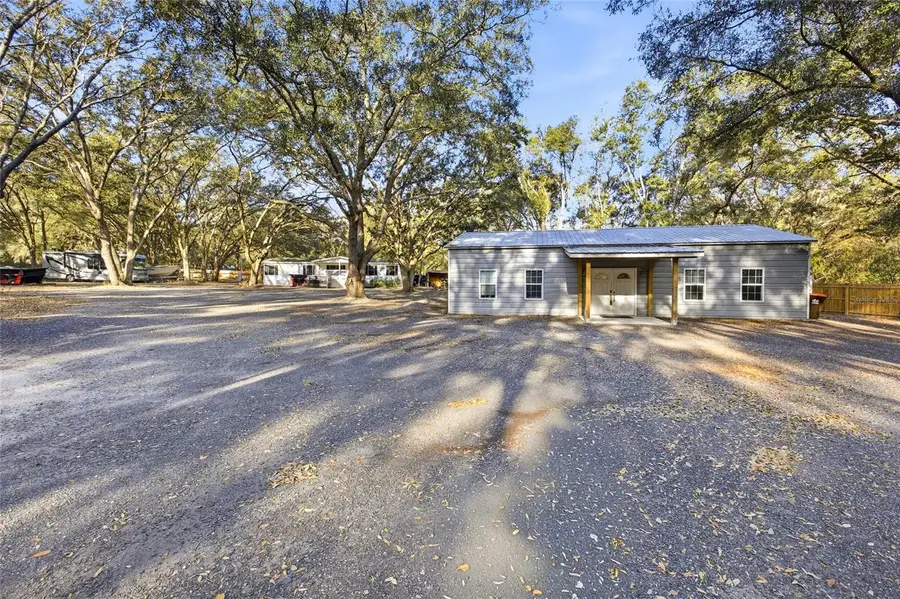 17220 SE 130th Avenue, Weirsdale, FL 32195 - #2