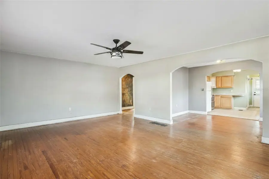 38 E Morningview Drive, Eustis, FL 32726 - Image #3