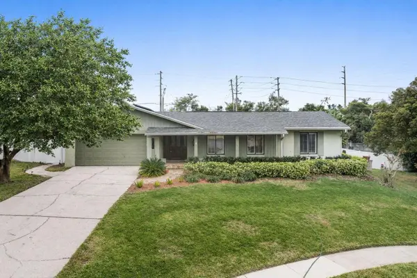 8626 Edge O Woods Court, ORLANDO, FL 32819