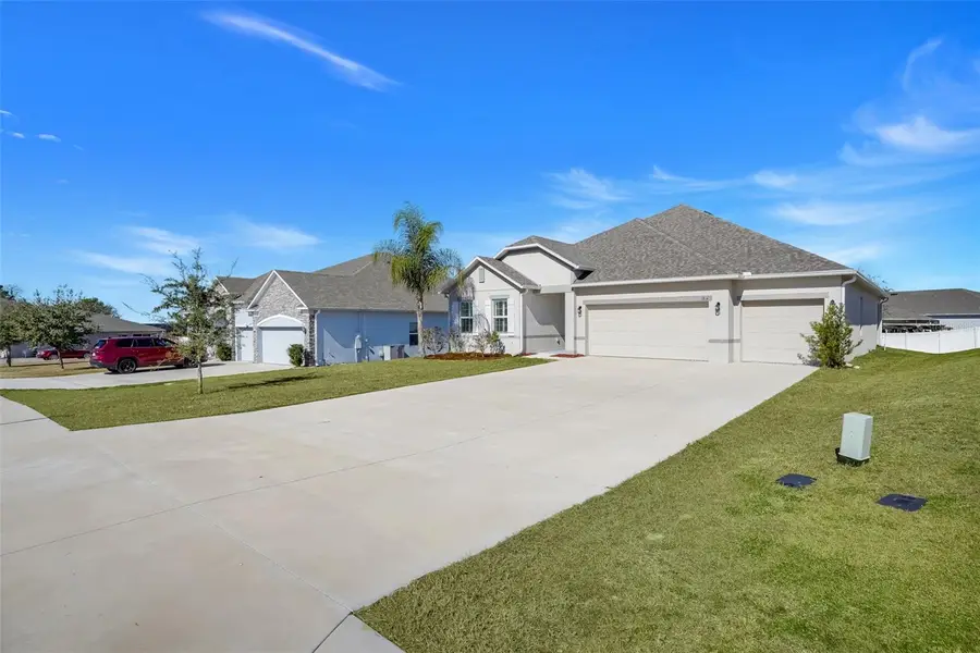 1814 Forest Glen Drive, Fruitland Park, FL 34731 - Image #2
