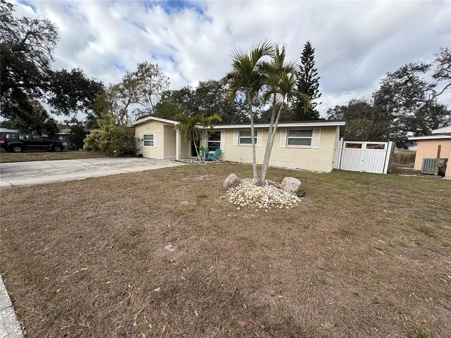 11486 92nd Street, Largo, FL 33773 - Image #2