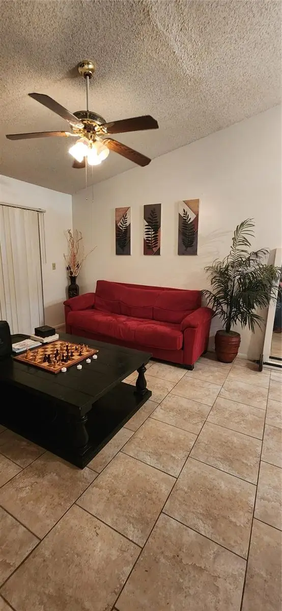 4708 Southern Willow Lane, Orlando, FL 32808 - Image #2