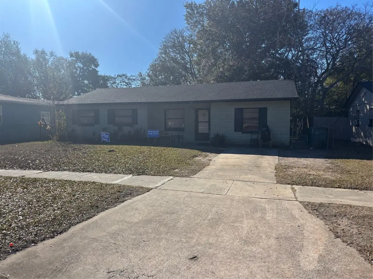 4648 Piedmont Ct Court, Orlando, FL 32811 - Image #1