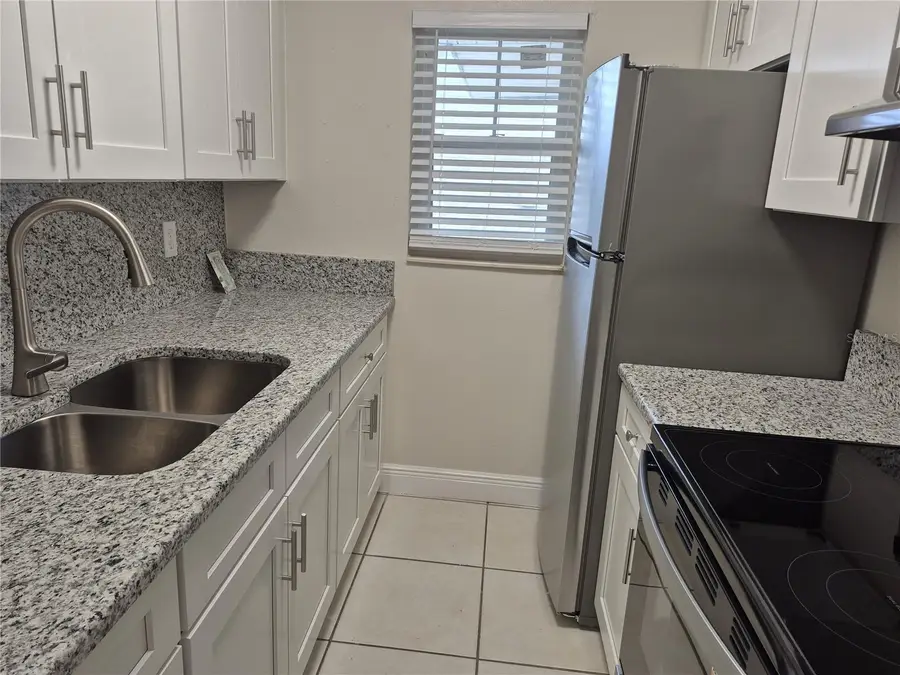 845 Sky Lake Circle #D, Orlando, FL 32809 - #2