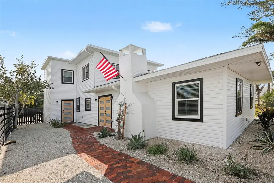 580 Russell Street, Longboat Key, FL 34228 - Image #3