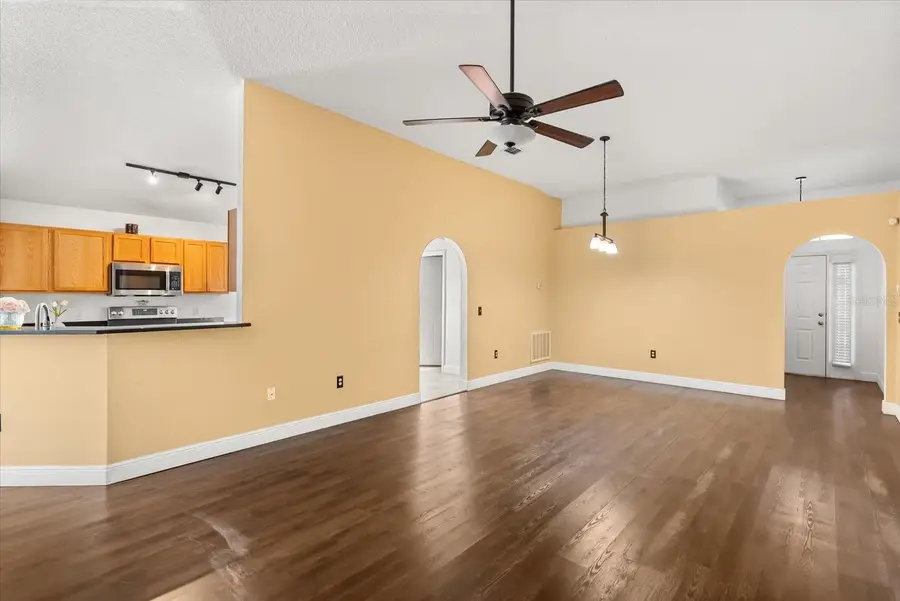 750 Welch Hill Circle, Apopka, FL 32712 - Image #3