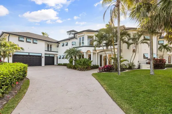 2 River Falls Dr, COCOA BEACH, FL 32931