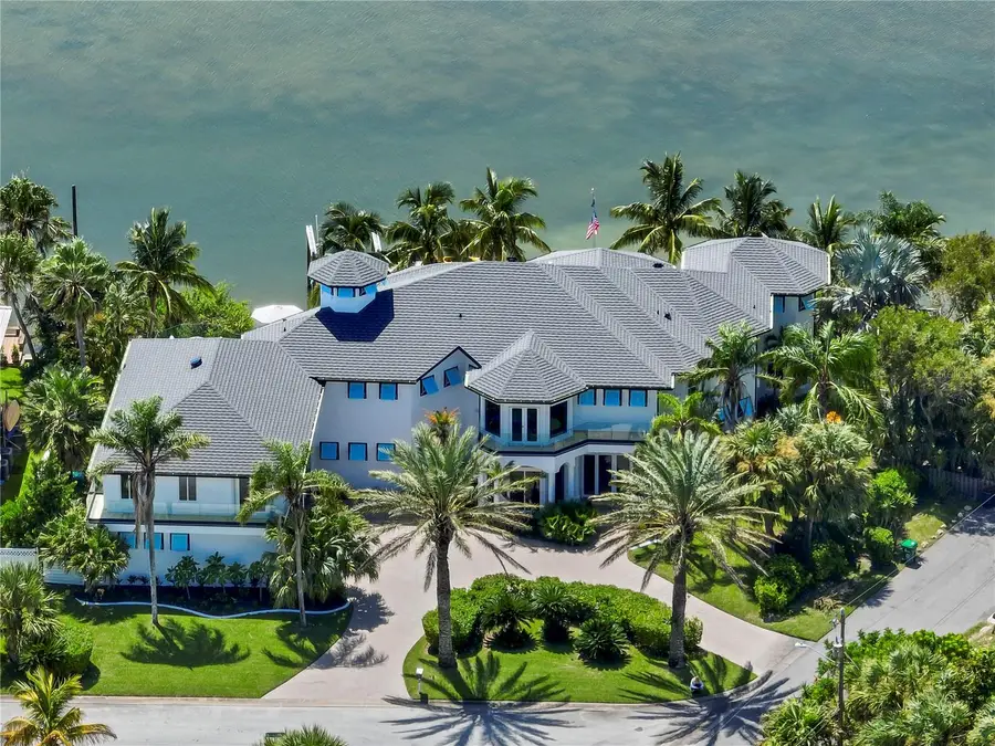 2 River Falls Dr, Cocoa Beach, FL 32931 - #2