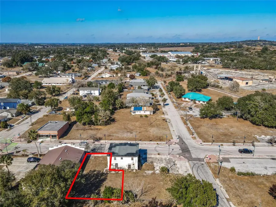 Lincoln Avenue W, Lake Wales, FL 33853 - #2