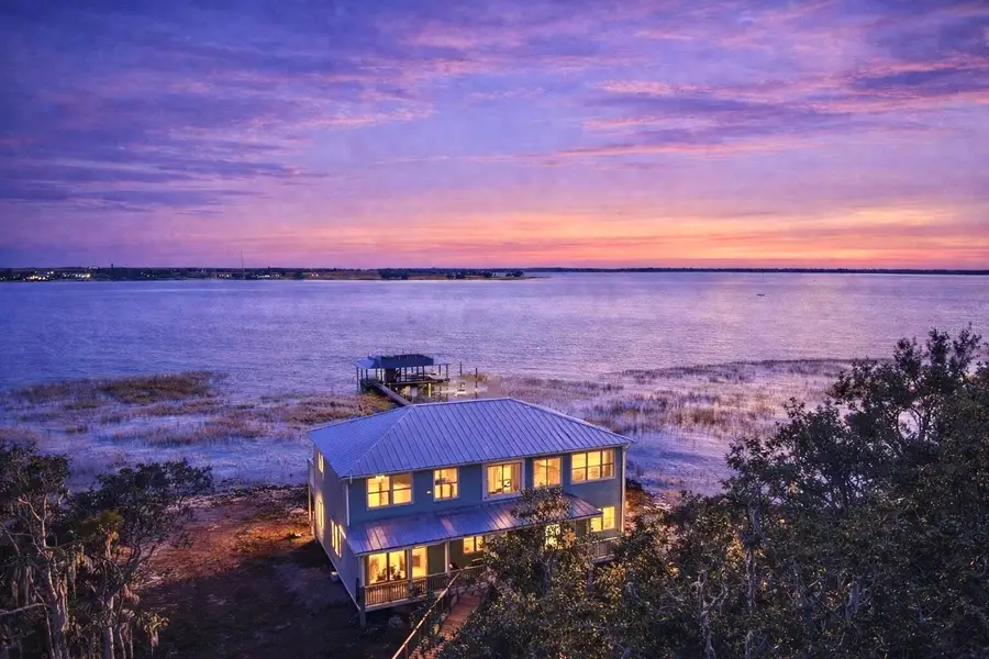 424 Lake Mirror Drive, Lake Placid, FL 33852 - #3