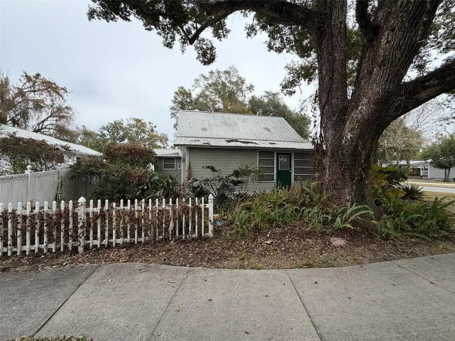 5450 10th Street, Zephyrhills, FL 33542 - #3