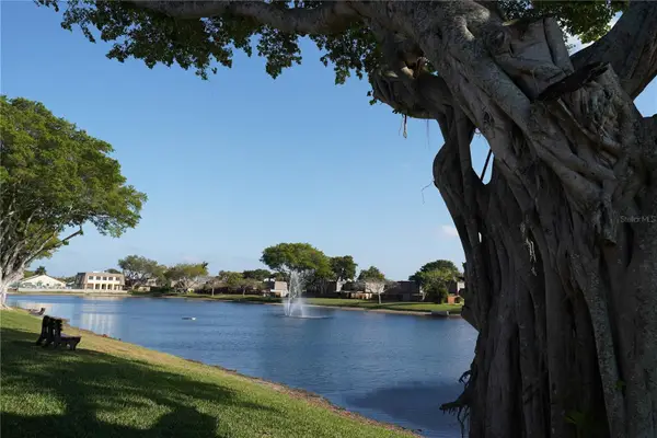 42 Springdale Circle, PALM SPRINGS, FL 33461