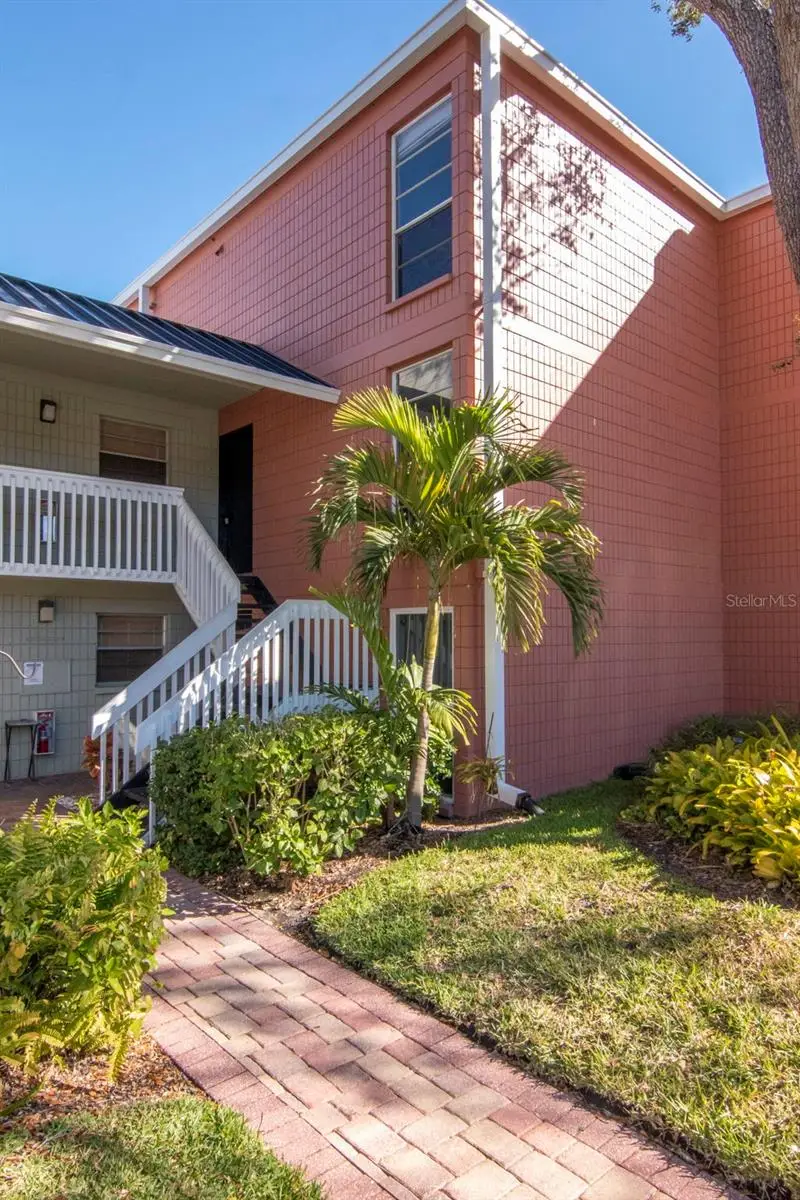 2424 W Tampa Bay Boulevard #204, Tampa, FL 33607 - #2