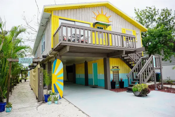 2504 Avenue B, BRADENTON BEACH, FL 34217