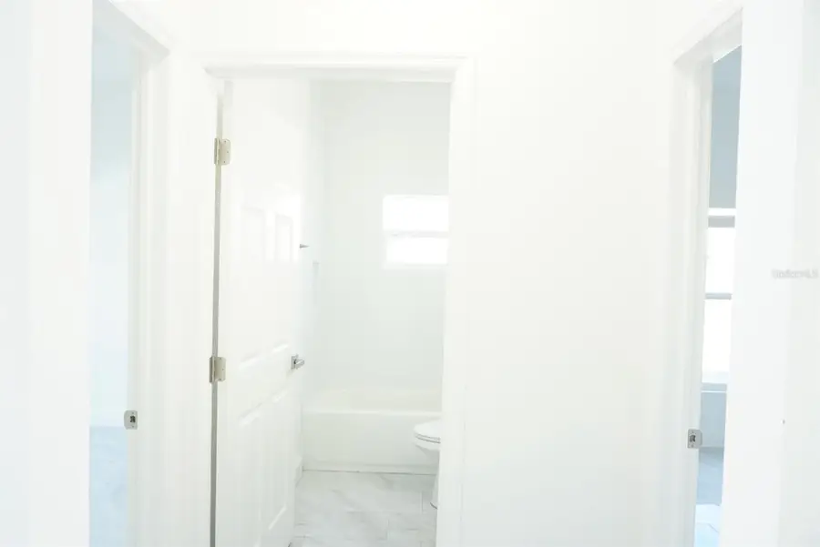 900 E Gottsche Avenue, Eustis, FL 32726 - #3