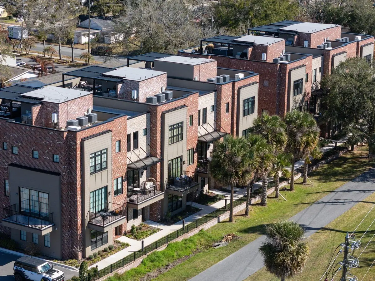 64 N Park Avenue, Winter Garden, FL 34787 - #1