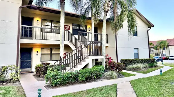 7690 Tahiti Lane #202, LAKE WORTH, FL 33467
