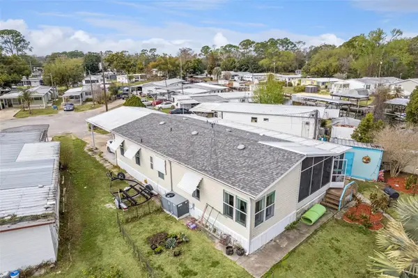 26142 Rose Lane, ASTATULA, FL 34705