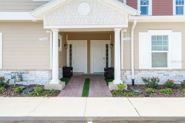 7568 Sunflower Circle, KISSIMMEE, FL 34747