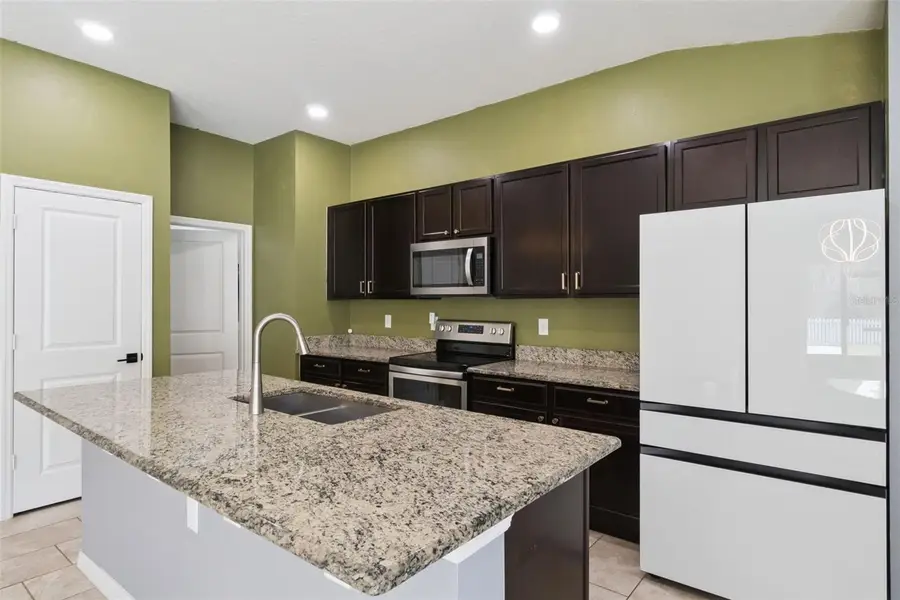 3028 Lakes Crest Avenue, Saint Cloud, FL 34772 - #3