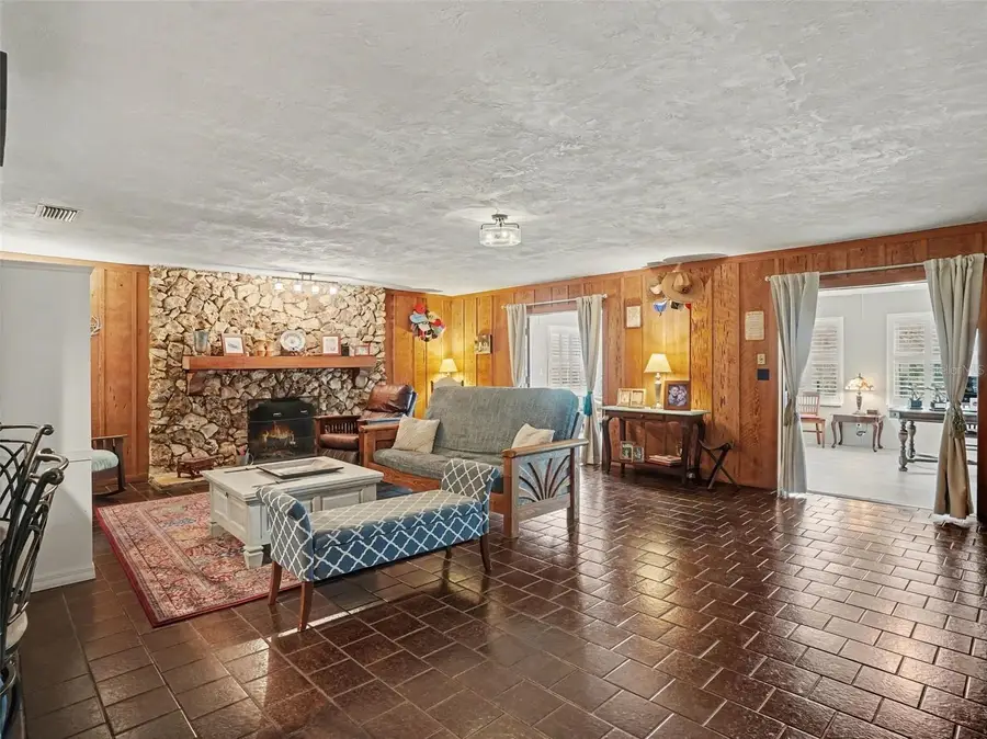 1390 E Ohio Avenue, Lake Helen, FL 32744 - #3