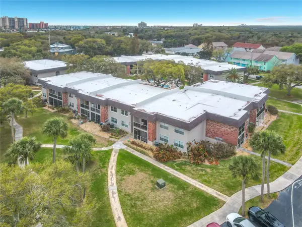 3800 Saxon Drive #B13, NEW SMYRNA BEACH, FL 32169