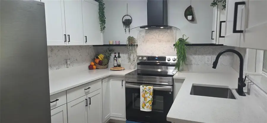 1152 NE 9th Street, Ocala, FL 34470 - #3