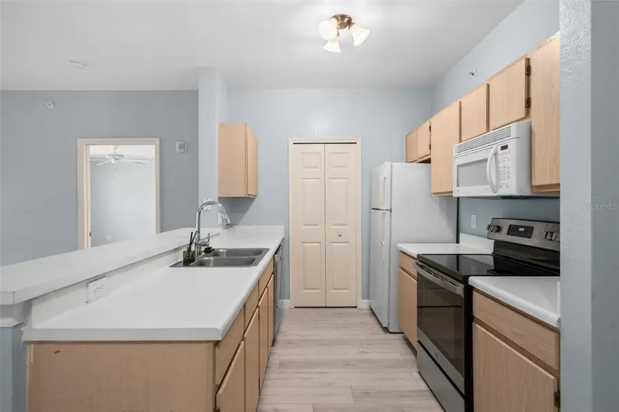 5459 Vineland Road #4302, Orlando, FL 32811 - #3