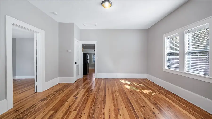 558 W Minneola Avenue, Clermont, FL 34711 - #3