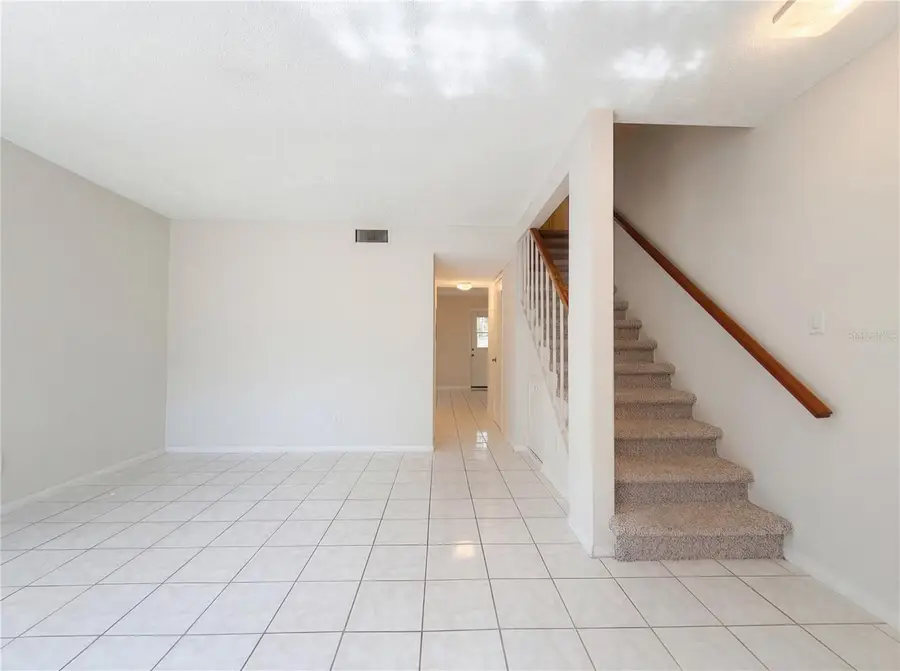 219 Amherst Avenue #105, Sarasota, FL 34232 - #3