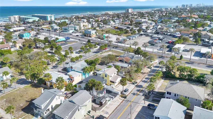 207 S Oleander Avenue, Daytona Beach, FL 32118 - #2