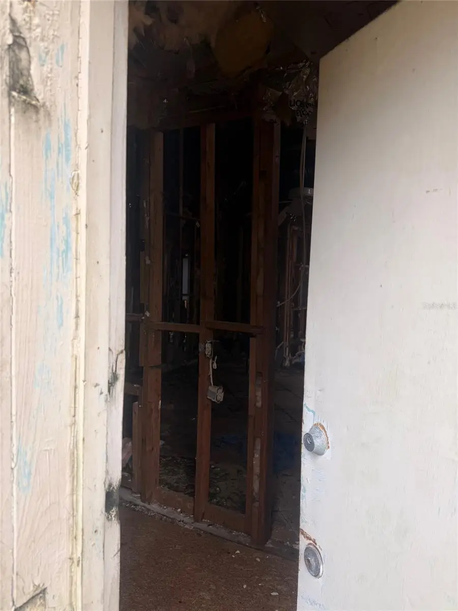 830 Berkshire Road, Daytona Beach, FL 32117 - #3