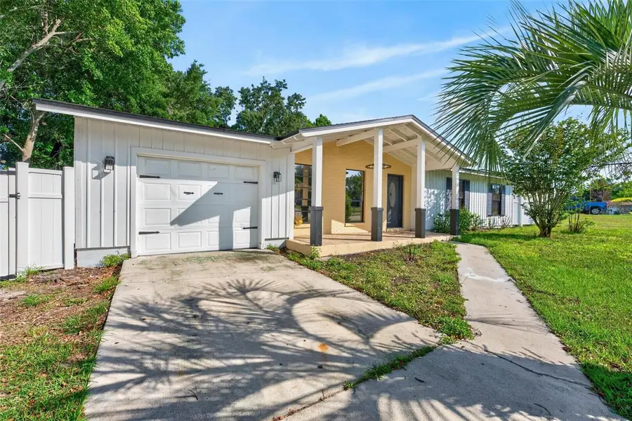 2039 Jefferson Avenue, Deltona, FL 32738 - #2