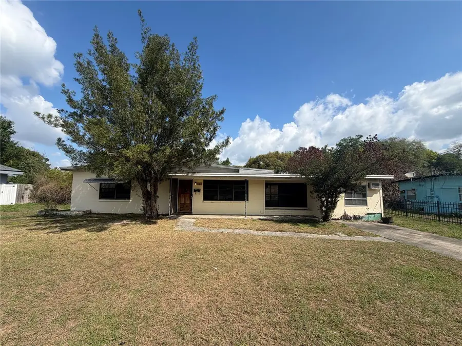 917 Locust Avenue, Orlando, FL 32809 - #2